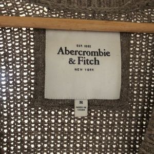 Abercrombie & Fitch cardigan (short sleeve)